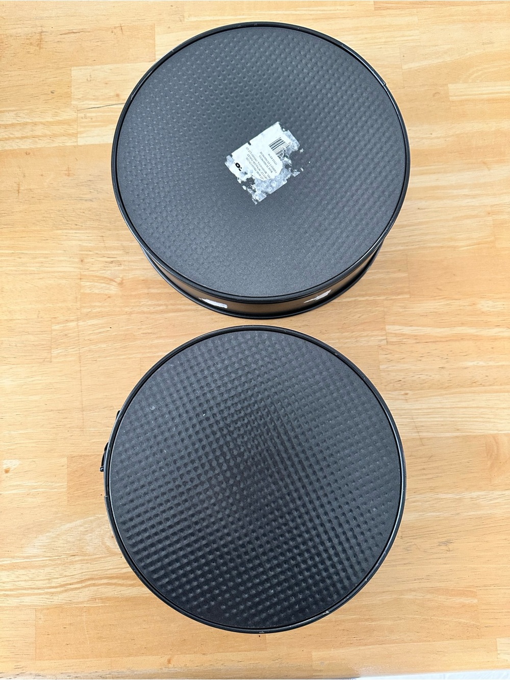 Set of 2 Black Round Springform Cake Pans